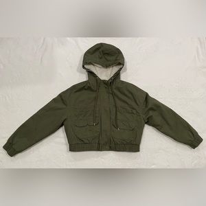 Fashion Nova Women’s Army Green Crop Jacket size Large